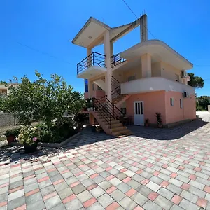 Guest House Vlore Affittacamere